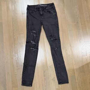 American Eagle Outfitters Women's Black Ripped Skinny Jeans Jeggings 00